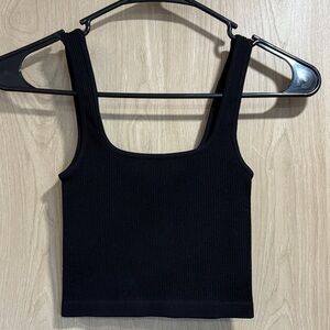 Ribbed Crop Tank